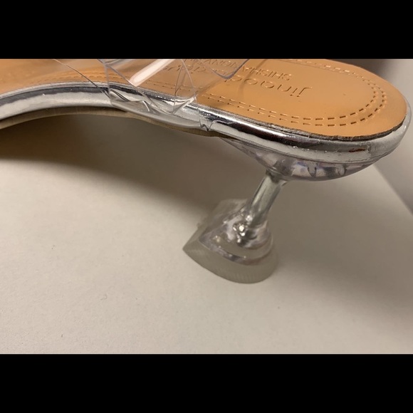 Clear cinderella heels - Picture 3 of 3